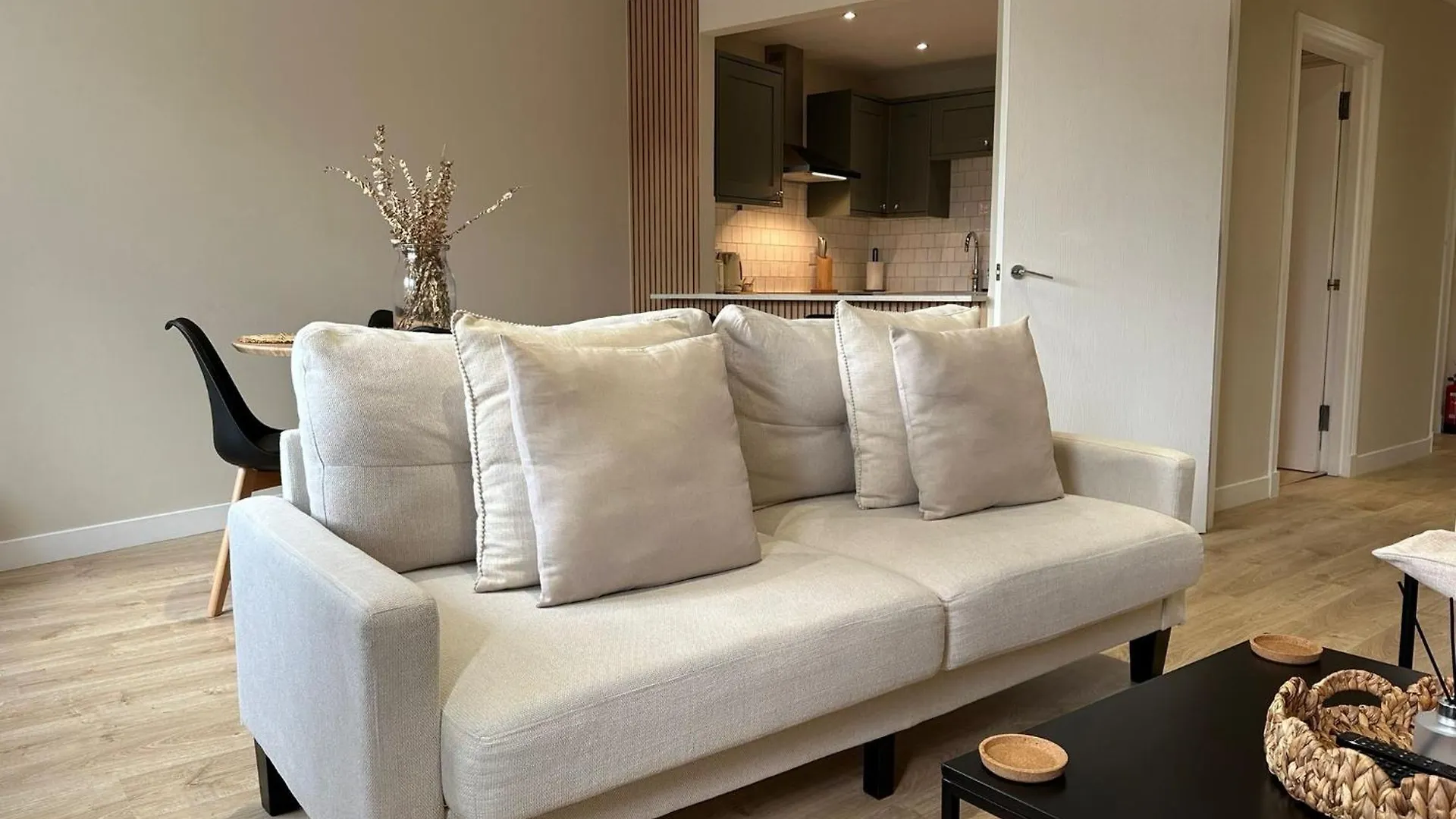 Edinburgh Charm Apartment Near Springfield Lane